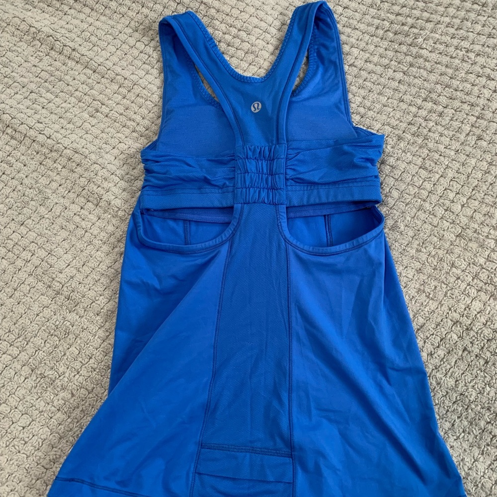 Lululemon swiftly tech tank top. Size 2 - Picture 2 of 3